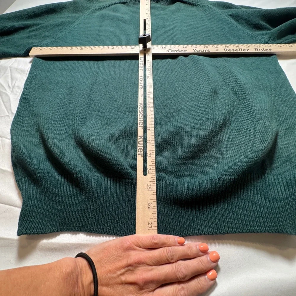 VTG Woodmere Club Long Island Golf Sweater Mens Medium Green V Neck La Mode